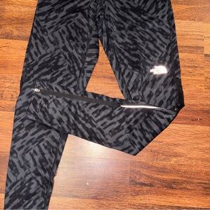 The North Face Running GTD Reflective Animal Print Leggings Tights Size Medium